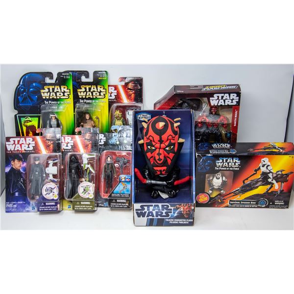 FLAT OF STAR WARS COLLECTIBLES