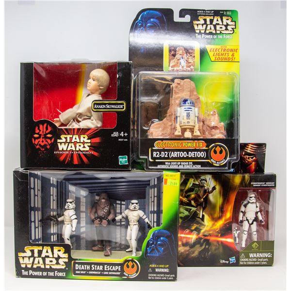 FLAT OF COLLECTIBLE STAR WARS TOYS