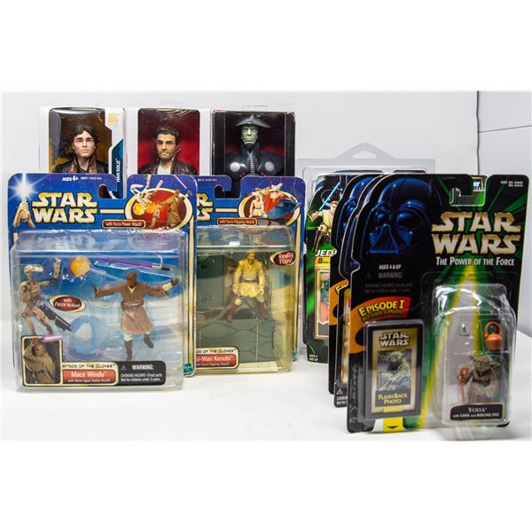 LOT OF COLLECTIBLE STAR WARS FIGURES