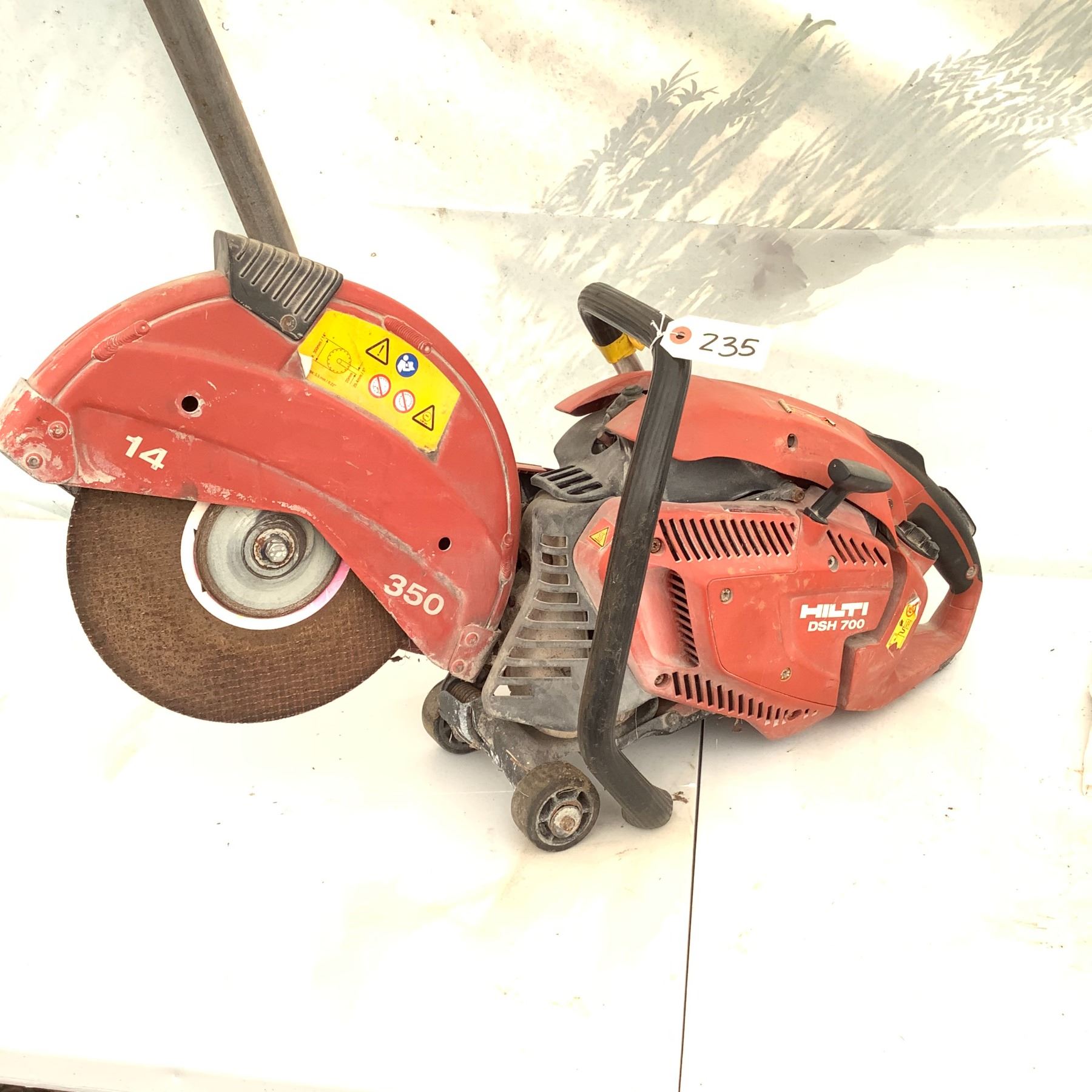 Hilti DSH 700 Gas Powered 14" Concrete Cut Off Saw