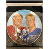 Image 1 : AUTOGRAPHED BOBBY & BRETT HULL NHL LEGENDS COLLECTOR PLATE SERIES