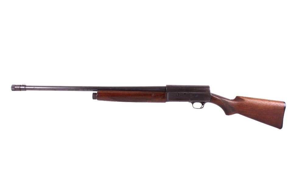 Savage Model 720 12 Gauge Repeating Shotgun | Barnebys