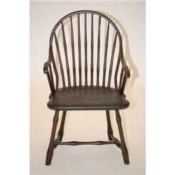 19TH CENT. NEW ENGLAND BOWBACK WINDSOR ARM