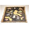Image 2 : 19TH CENT. BIRD ON A BRANCH HOOKED RUG-GOL