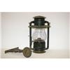 Image 1 : DIETZ #3 STREET BRACKET LAMP-GREEN PAINTED