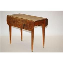 NEW ENGLAND HEPPLEWHITE DROPLEAF TABLE - M