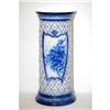 Image 2 : 24 1/2" VICTORIAN FLOW BLUE PEDESTAL EMBOS