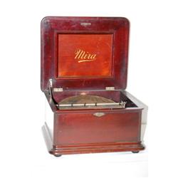 MIRA MUSIC BOX W/ SINGLE COMB - MAHOGANIZE