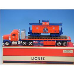 Lionel TMT-18405 Flatbed Truck w/Caboose Mint