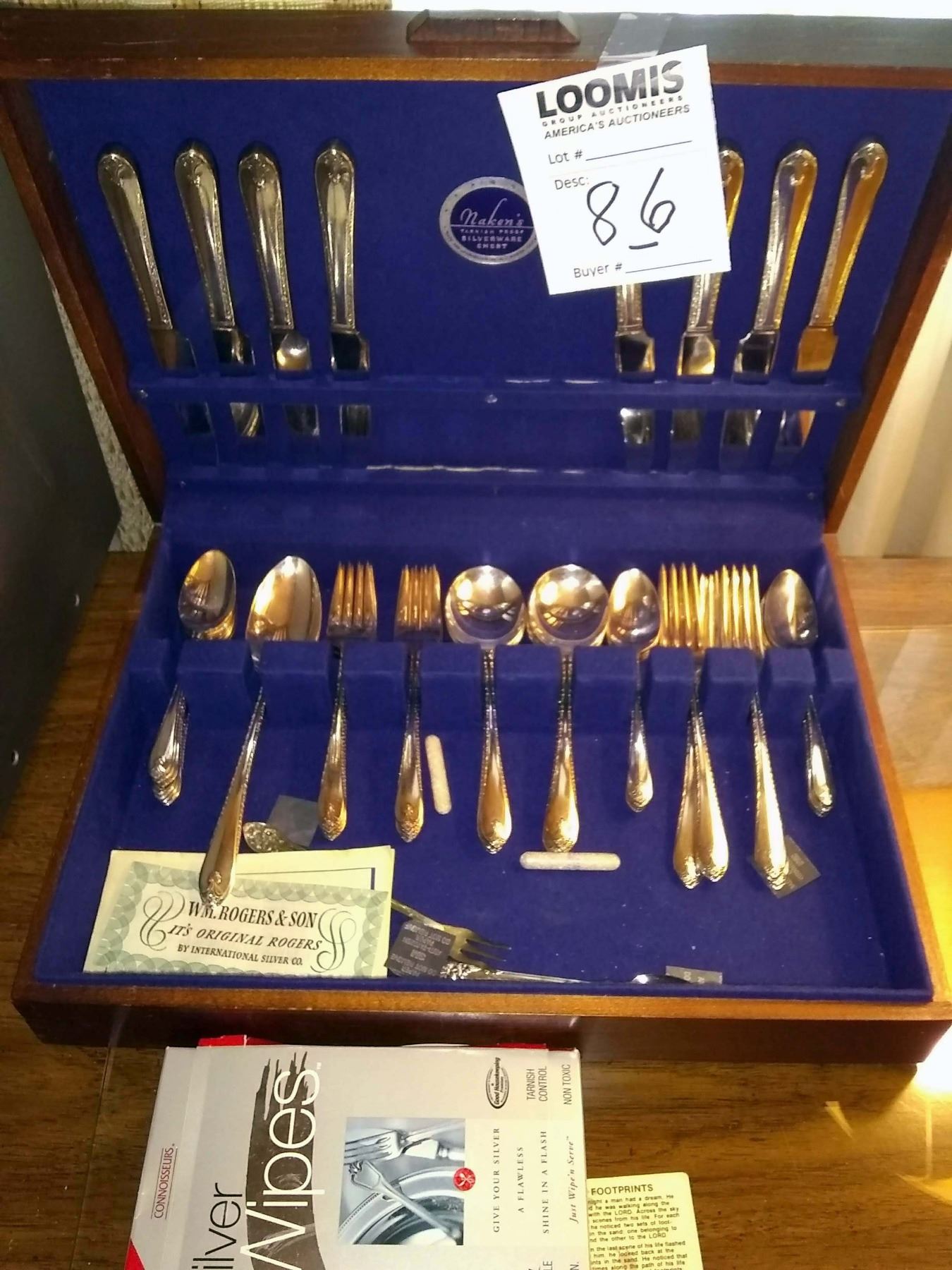 Vintage Naken's Tarnish Proof Silverware Chest, Service for 8