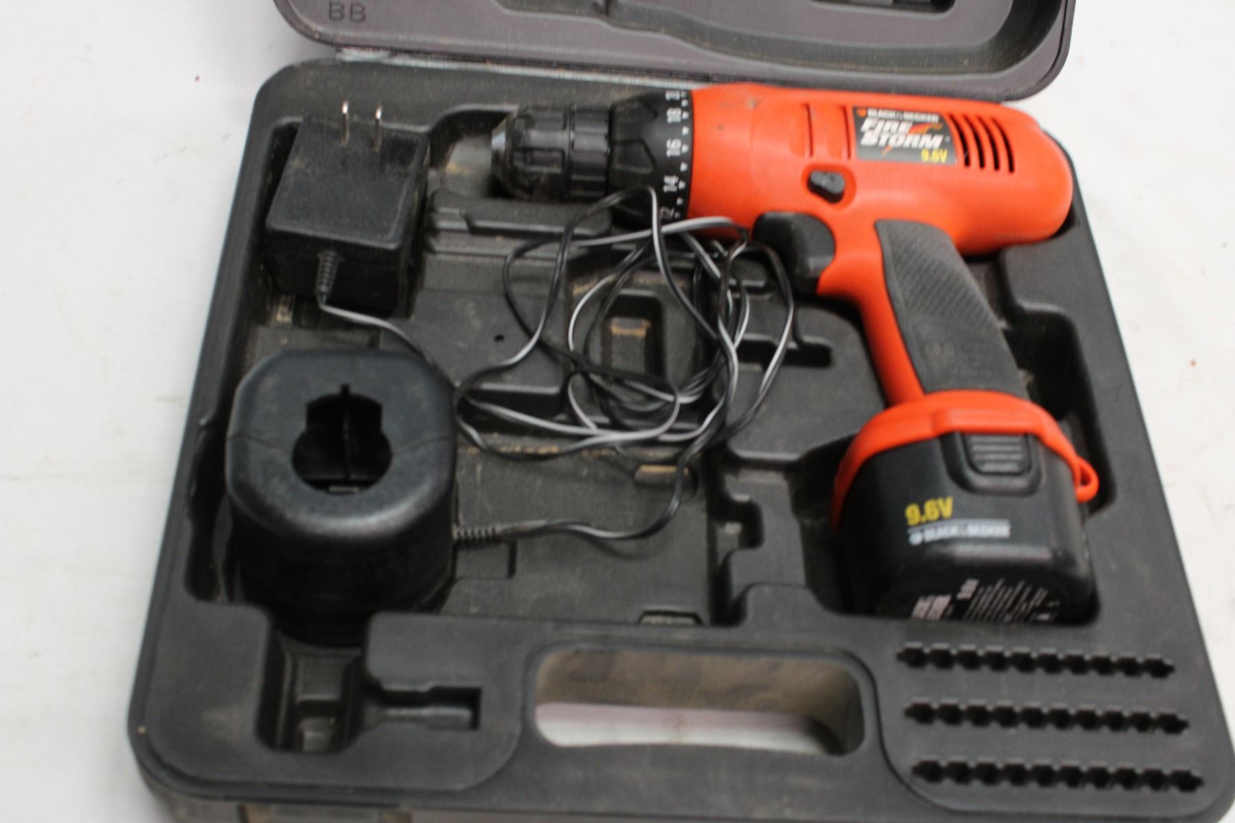 Black & Decker Drill and Charger Bodnarus Auctioneering