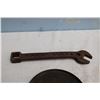 Image 3 : Skillet and Vintage Wrench