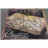 Image 2 : 27 Piece Checker Set Double Shot (NIB)