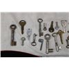 Image 2 : Lot of Skeleton Keys and Vintage Keys