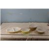 Image 1 : Pyrex Bowls and Pyrex Dishes
