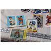 Image 6 : Lot of Hockey Collectibles