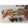 Image 3 : Mixed Lot of Ornaments and Dolls