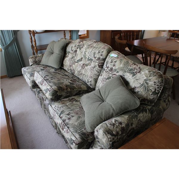 (2X THE MONEY) Floral Couch and Loveseat with Pillows