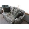 Image 4 : (2X THE MONEY) Floral Couch and Loveseat with Pillows