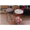 Image 1 : 2 Stools