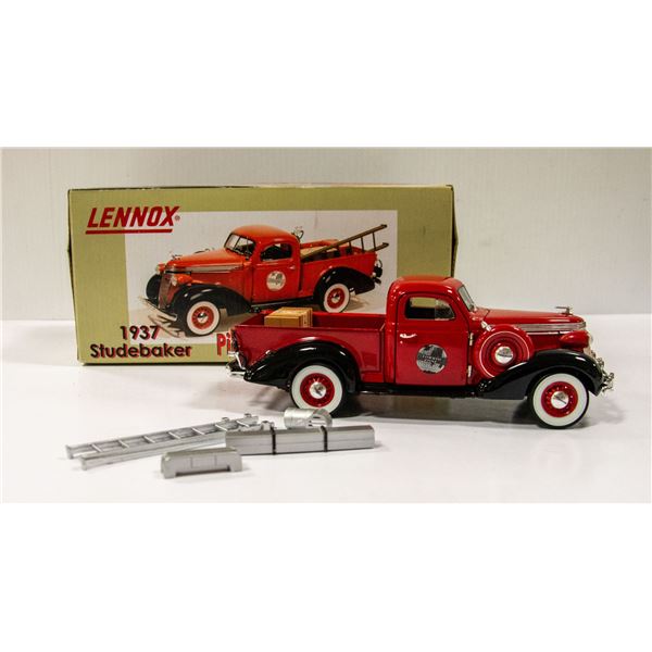 LENNOX 1937 STUDEBAKER TRUCK 1:25