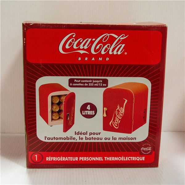 COCA-COLA COLD / HOT TRAVEL COOLER - 110 V / 12V