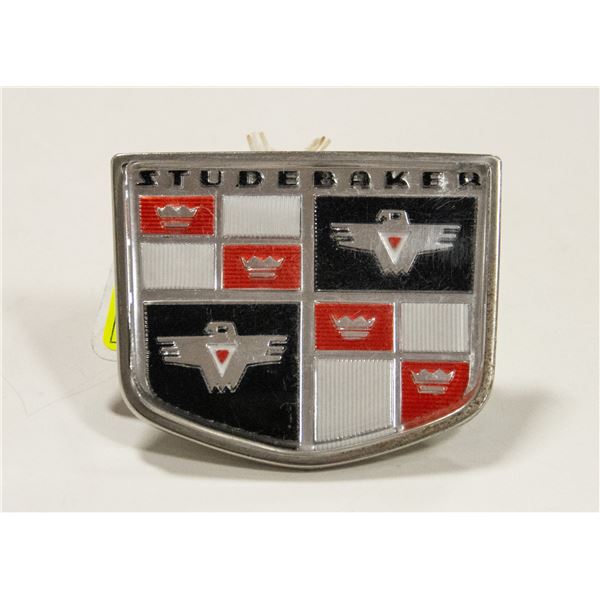 STUDEBAKER HOOD EMBLEM