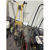 Image 1 : MCLANE GAS POWERED LAWN EDGER