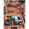 Image 2 : MILWAUKEE AVS HEAVY DUTY ELECTRIC 1" ROTARY HAMMER DRILL WITH HANDLE IN HARD CASE