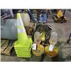 Image 1 : 2 WOBBLE LIGHT JR,S AND STACK OF TRAFFIC CONES