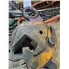 Image 2 : INTER-PRODUCTS 6 TON PLATE LIFTING CLAMP