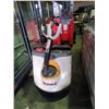 Image 2 : CROWN ARPAC RECHARGEABLE PALLET JACK , (REQUIRES SERVICE NOT CHARGING)