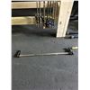 Image 2 : 8 ASSORTED SIZE F-CLAMPS