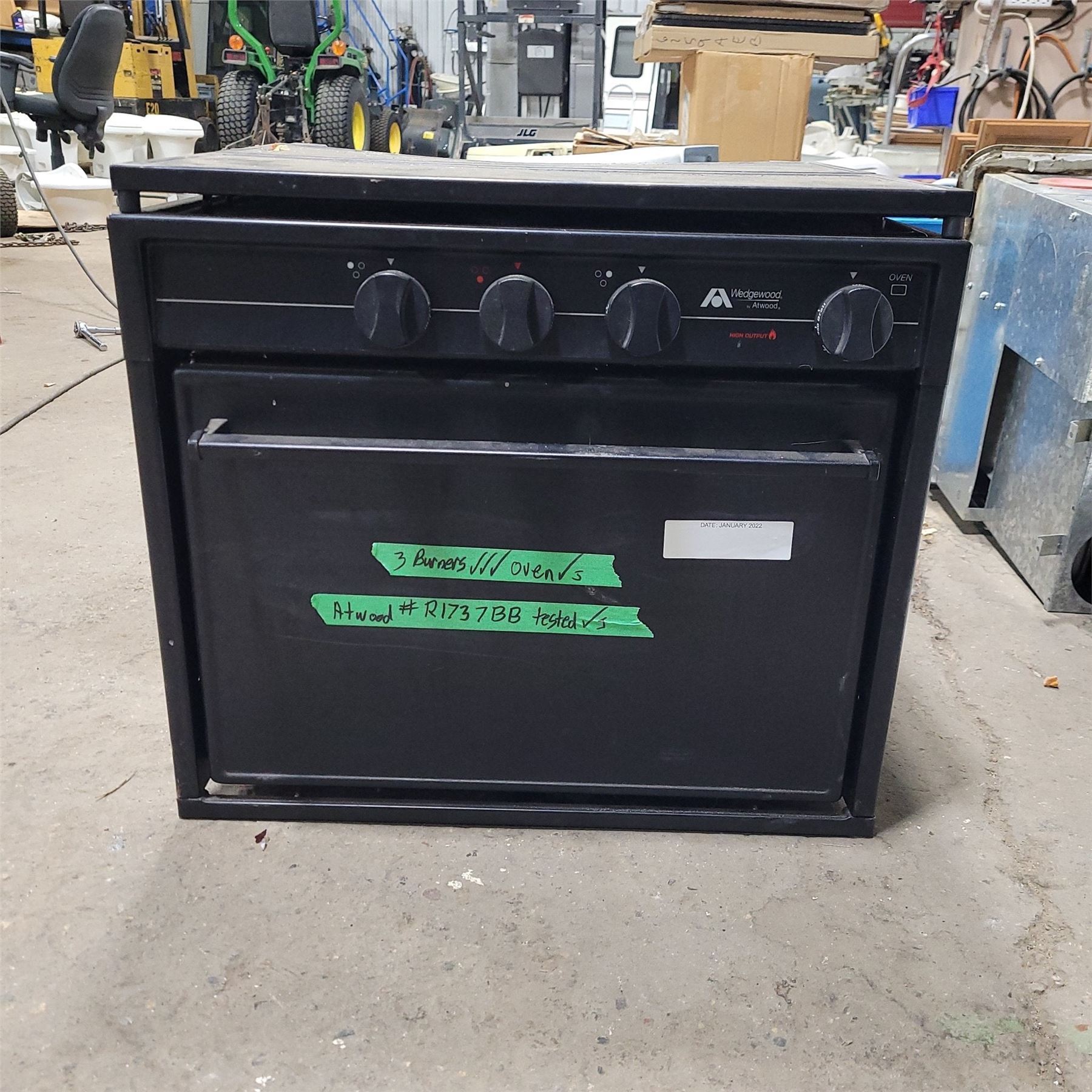 Used Atwood / Wedgewood range stove 3-burner | R1737BB