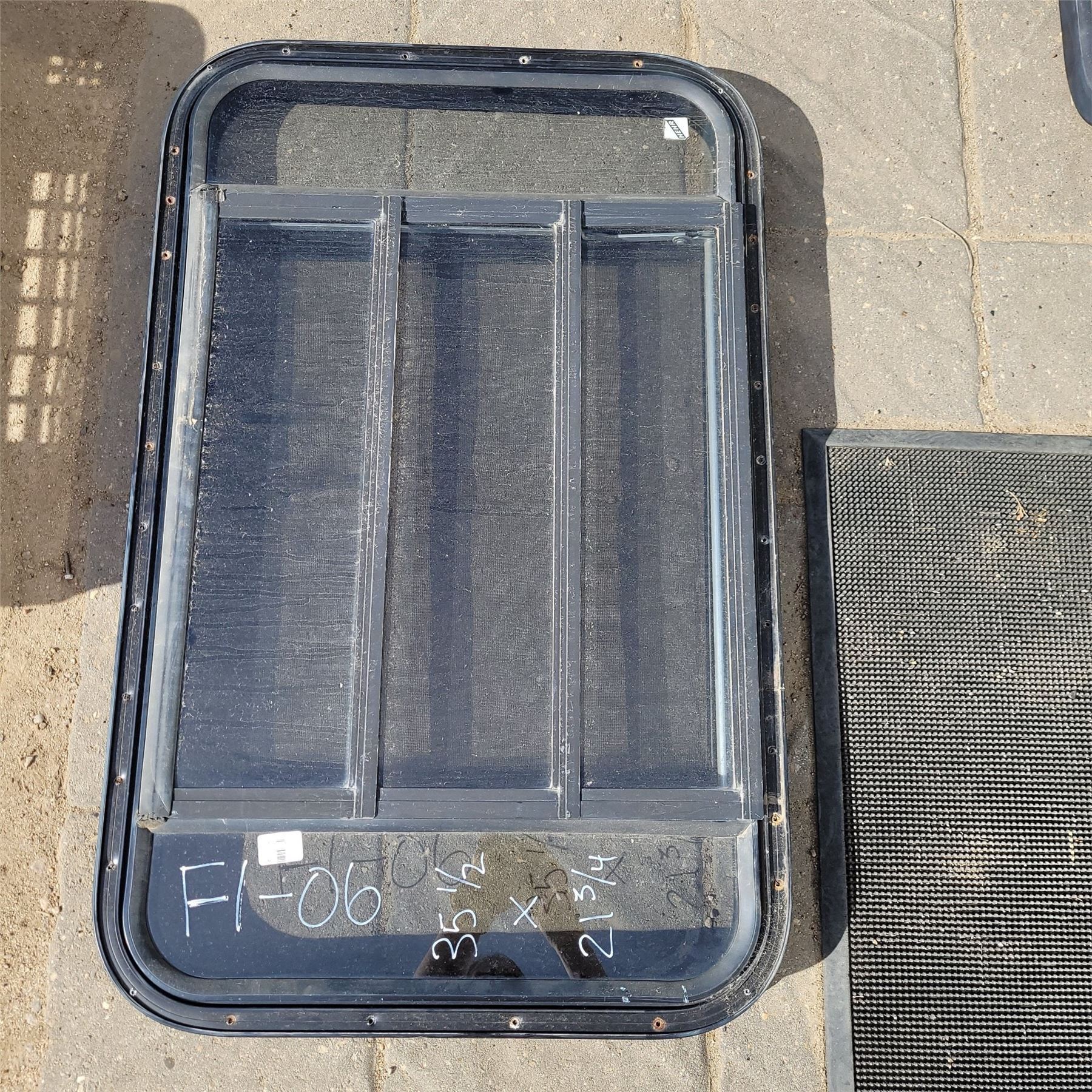 Used Black Radius Opening Window : 72