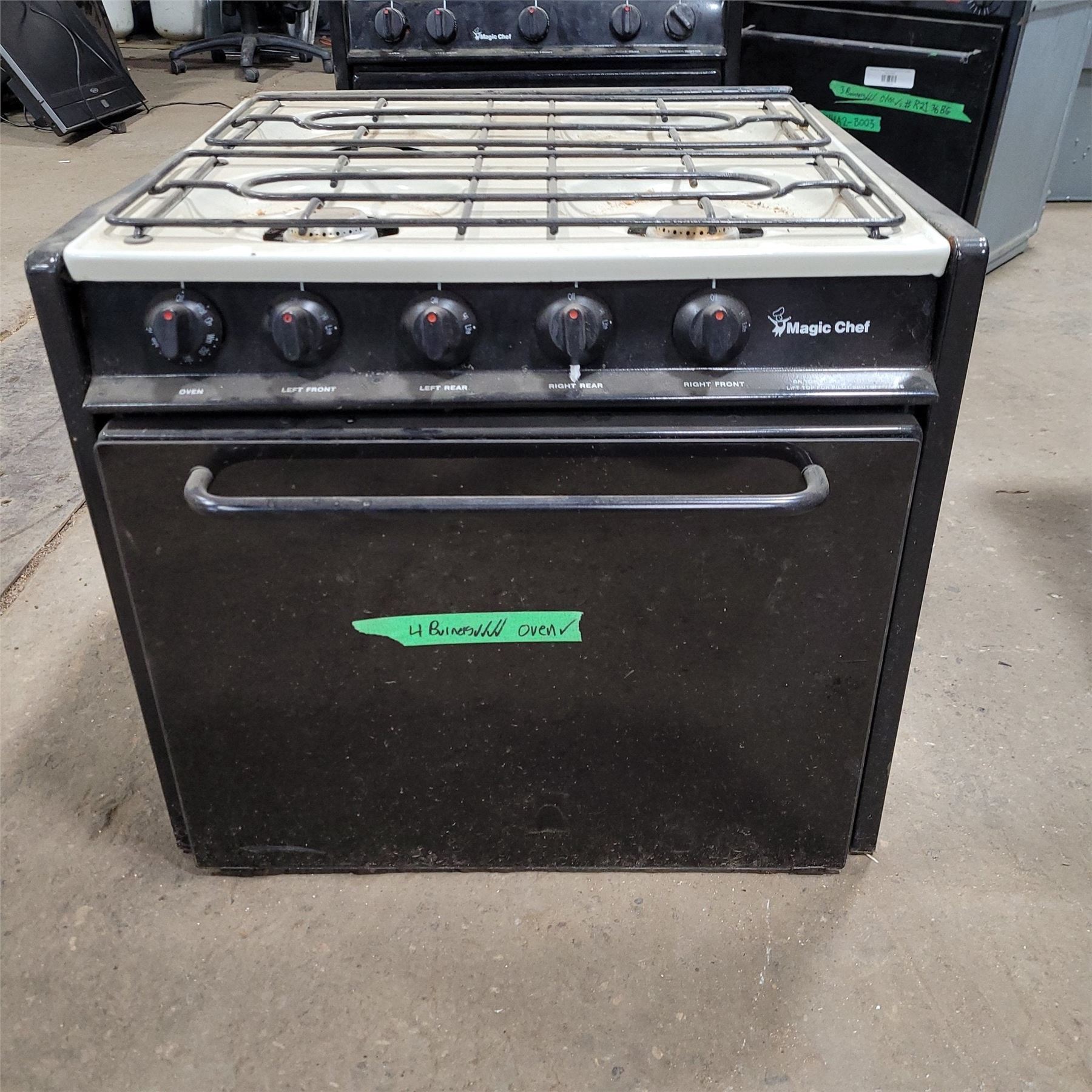 Used Magic Chef 3 Burner RV Range / Cooktop BT18RA4Z