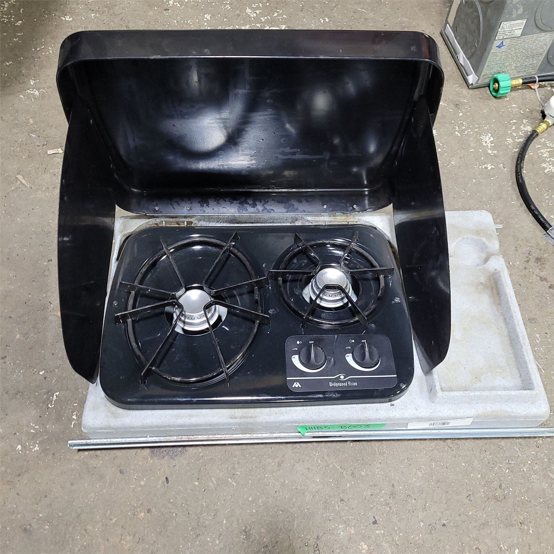 Used Wedgewood Vision DV0601566 51151 2 Burner RV Range / Cooktop