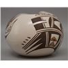 Image 4 : NATIVE AMERICAN HOPI POTTERY BOWL SIGNED WITH FROGO AND TADPOLE LOGO AND M