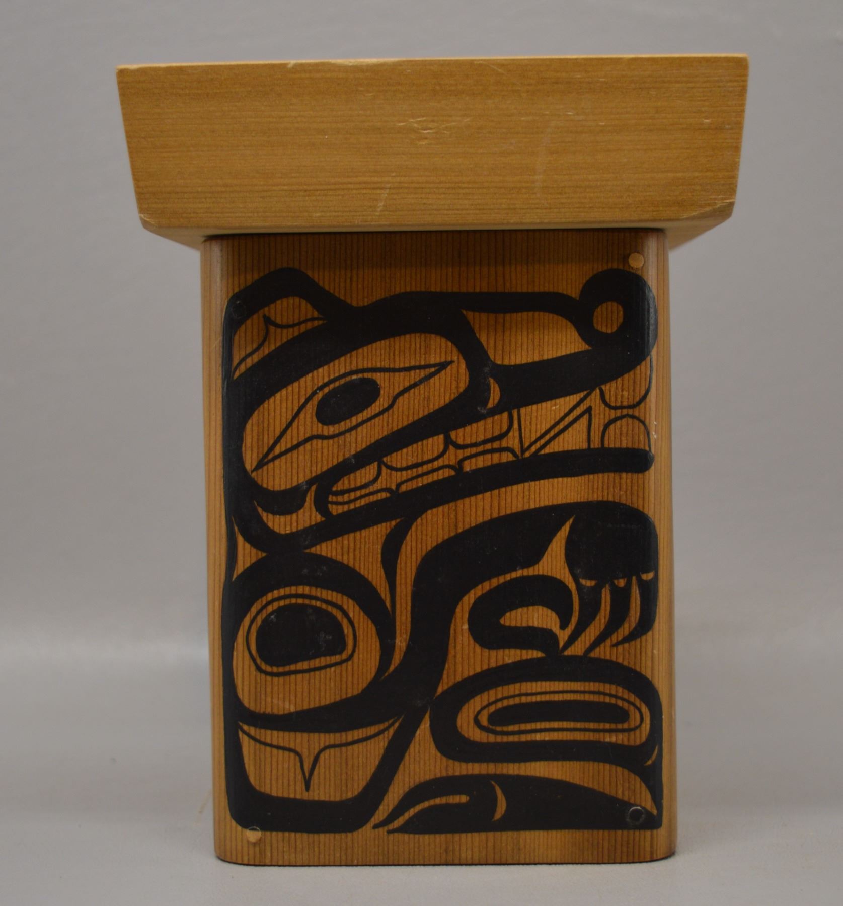 NATIVE AMERICAN NORTH WEST COAST CEDAR BOX