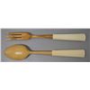 Image 2 : SALAD FORK AND SPOON WITH DECORATIVE HANDLE