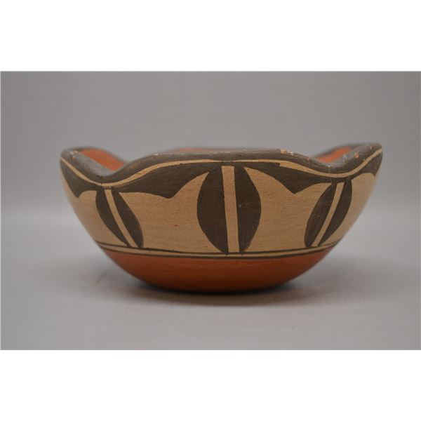NATIVE AMERICAN ZIA POTTERY BOWL BY PETRA LUCERO