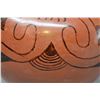 Image 10 : NATIVE AMERICAN MARICOPA  POTTERY VASE SIGNED JA YOUNG