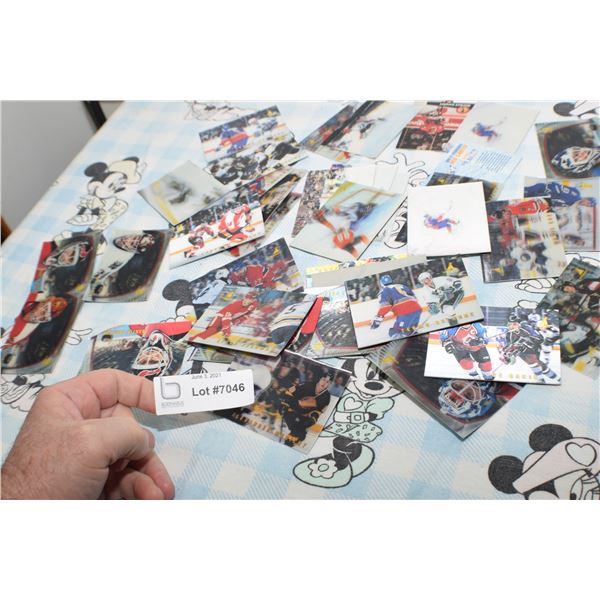 HOCKEY CARDS HOLOGRAM LOT
