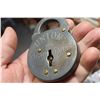 Image 3 : UNION 8 LEVER LOCK AND KEY