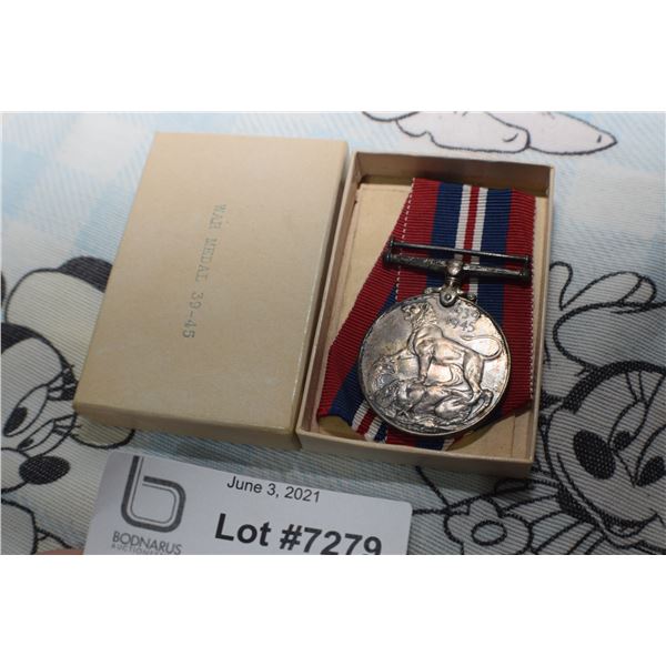 WW2  BRITISH SOLDIERS STERLING MEDAL AND BOX