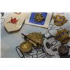 Image 2 : FUSELIERS CAP BADGE ETC CANADIAN MILITARY