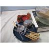 Image 3 : Fondue Set with Chip Bowl and Lidded Pot