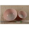 Image 2 : Vintage Pink Pyrex Bowls (5.5" x 8.5")