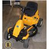 Image 1 : CLUB CADET RIDING MOWER