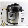 Image 1 : ESTATE INSTANT POT  PRESSURE COOKER